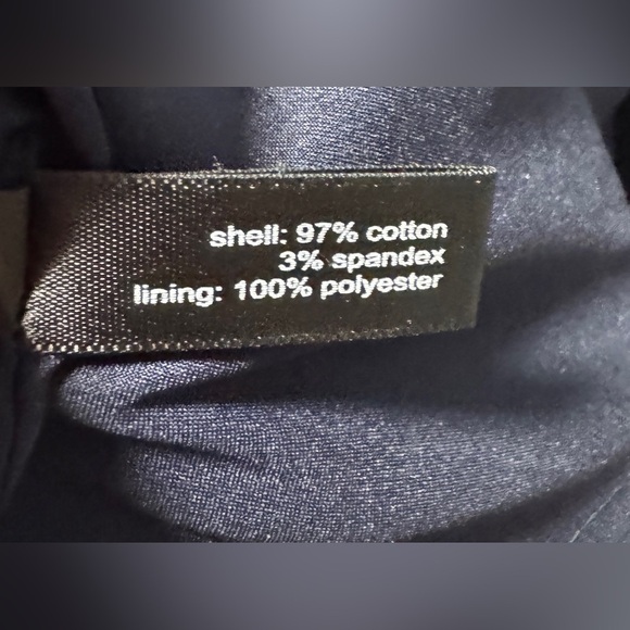 100% Authentic The Limited Pencil Skirt Nautical Navy Buttons NWT Size 2 - Picture 9 of 10